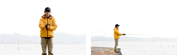 1)狙うポイントをしっかり見つめ、 ラインをホールドして